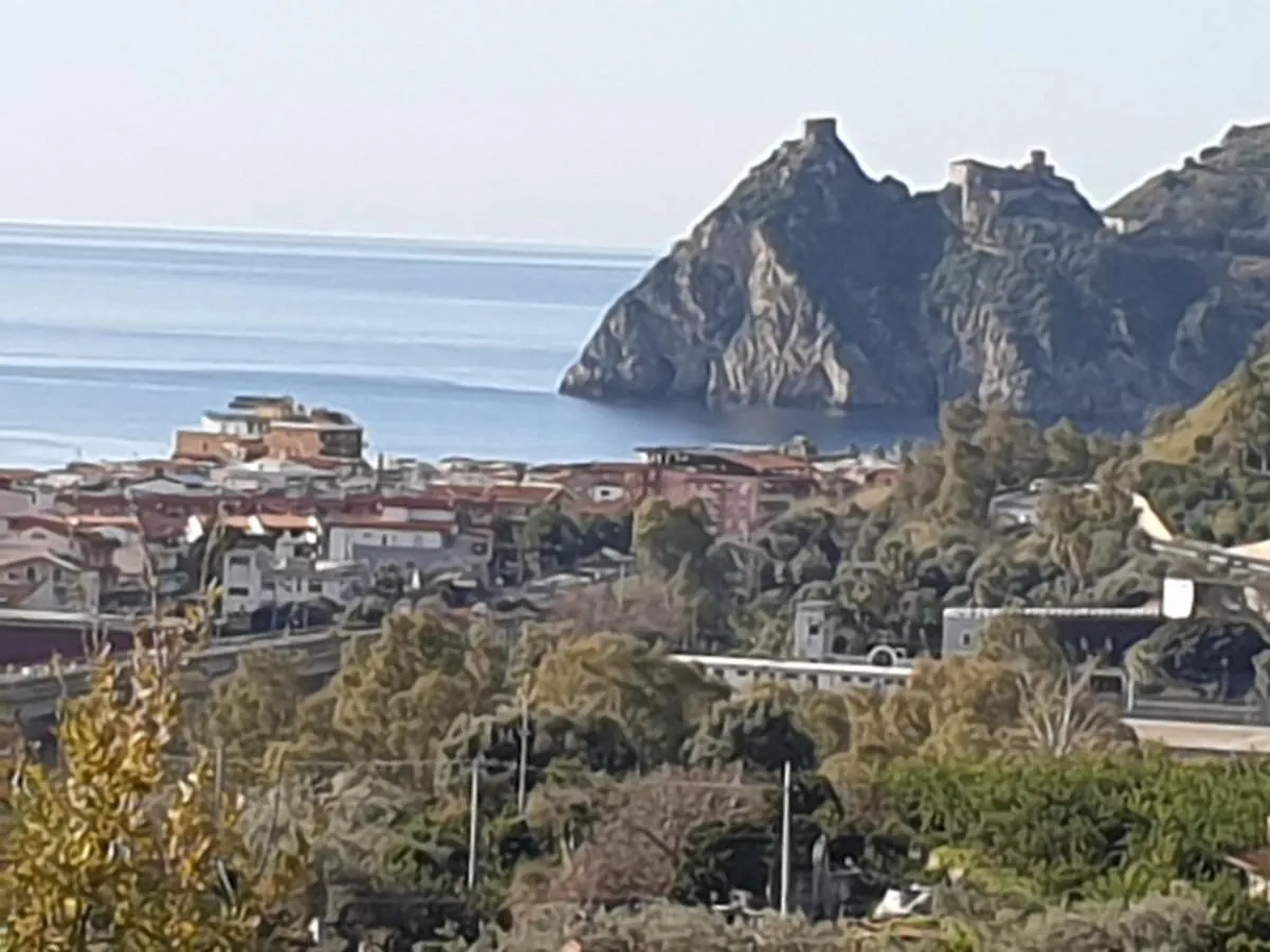 Caccia Apartment Santa Teresa Di Riva